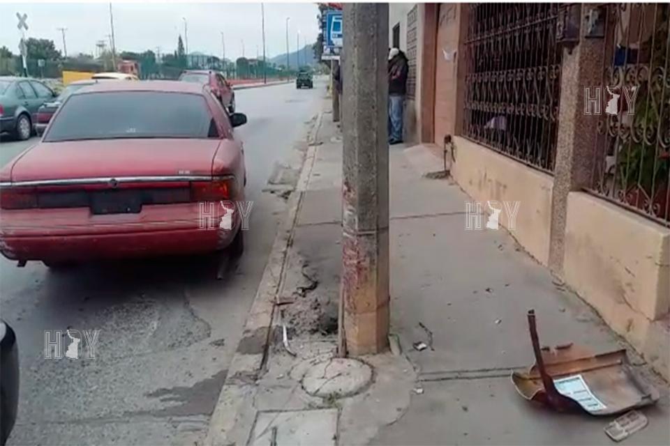 Hoy Tamaulipas - Conductor se estrella contra poste de la CFE en Ciudad ...