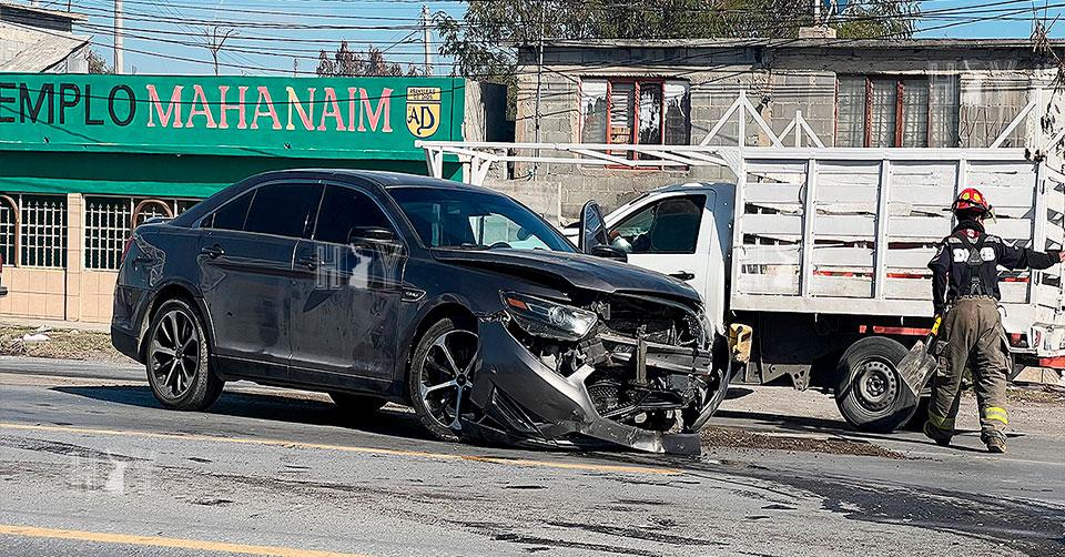 Hoy Tamaulipas - Accidente en Tamaulipas Choque frontal en Nuevo Laredo ...