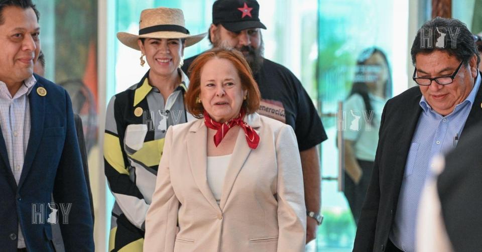 Hoy Tamaulipas - Fondo de Pensiones del Ipsset esta en riesgo