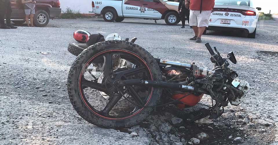 Hoy Tamaulipas - Accidente en Tamaulipas Motociclista queda al borde de ...