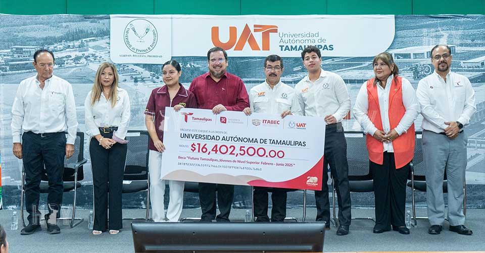 Hoy Tamaulipas - Tamaulipas Mas de 6 500 estudiantes de la UAT reciben beca