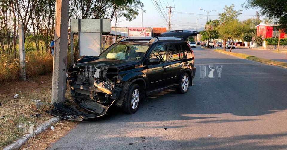 Hoy Tamaulipas - Tamaulipas Estudiante choca contra poste y termina en ...