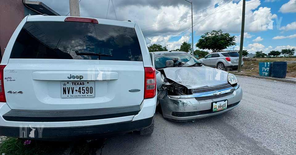 Hoy Tamaulipas - Accidente en Tamaulipas Mujer choca contra camioneta y ...