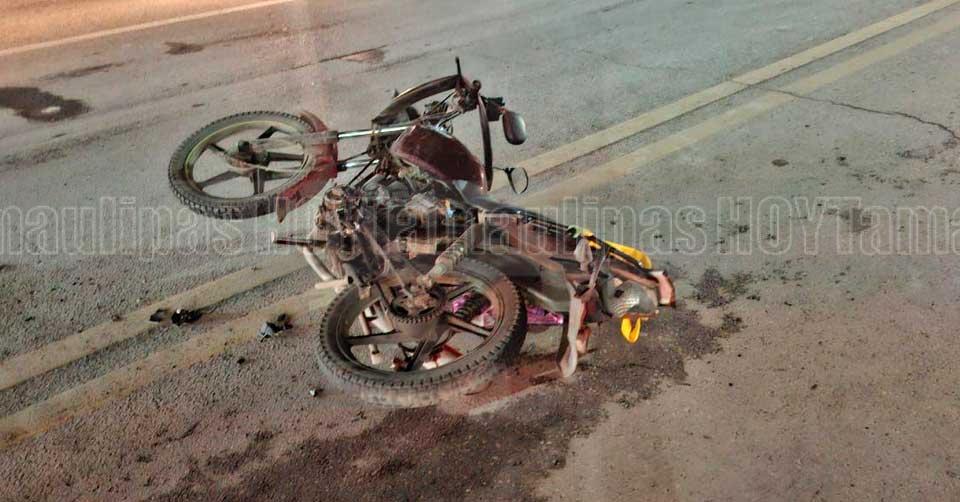 Motociclista de 18 años queda delicado tras accidente; viajaba sin casco en Reynosa