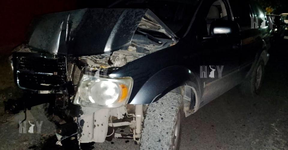 Hoy Tamaulipas - Tamaulipas Conductor choca contra poste y huye deja ...
