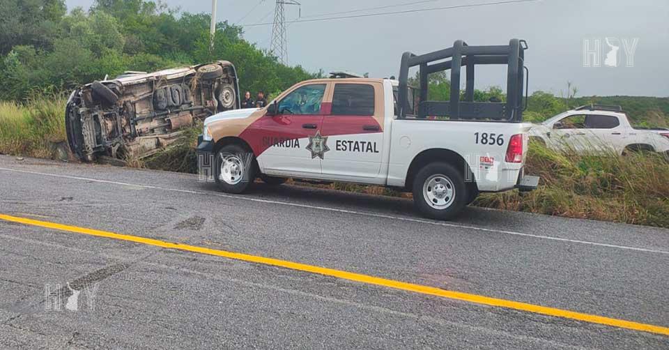 Hoy Tamaulipas - Accidente en Tamaulipas Volcadura de Van dejo seis ...