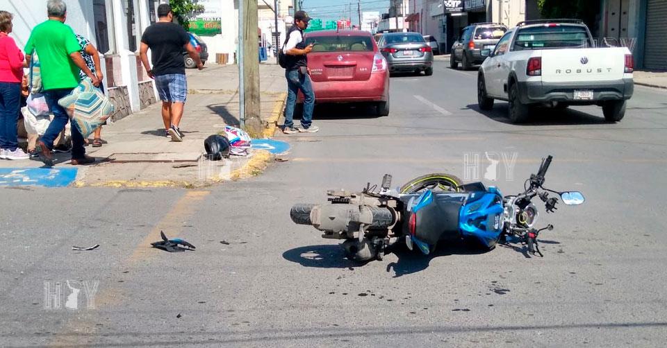 Hoy Tamaulipas - Tamaulipas Se pasa el alto y arrolla a pareja en una ...