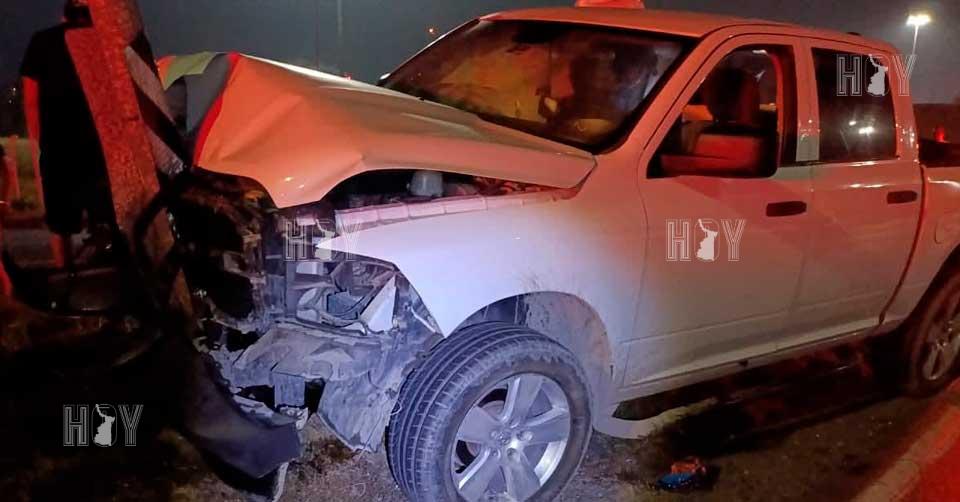 Hoy Tamaulipas - Camioneta se impacta contra poste en Altamira mujer ...