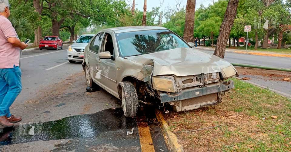 Hoy Tamaulipas - Accidentes en Tamaulipas Ebrio conductor derriba ...