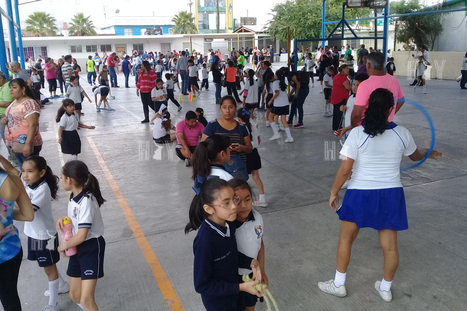 Hoy Tamaulipas - Buscan escuelas de Matamoros mantener tradiciones ...