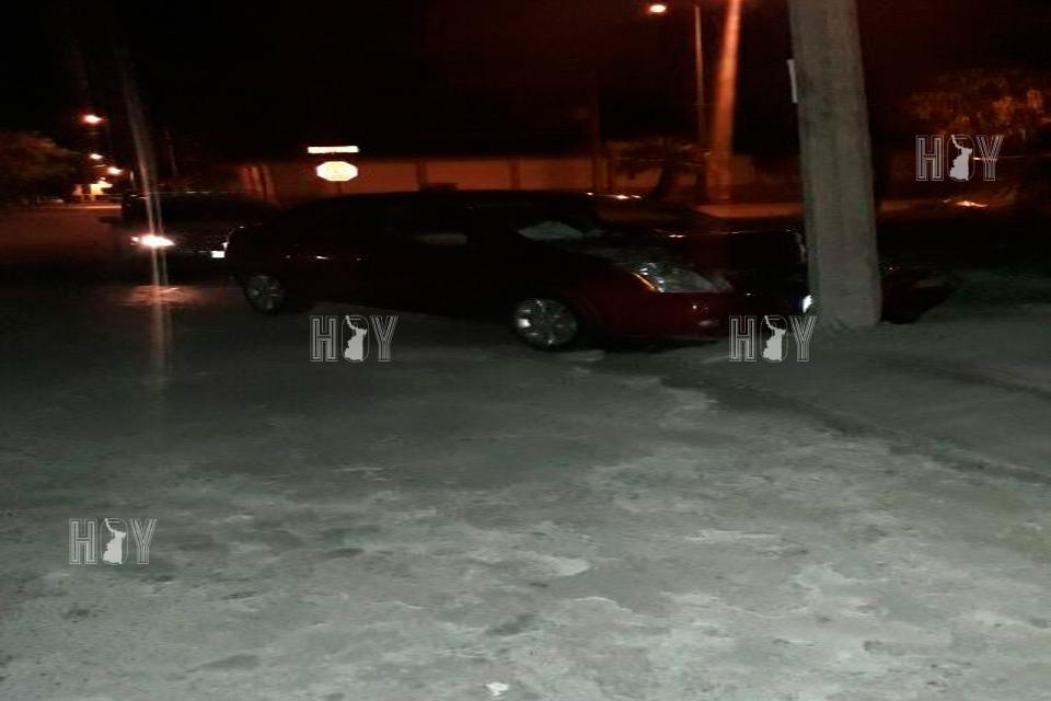 Hoy Tamaulipas - Ebrio se estrella contra poste en Ciudad Victoria y huye