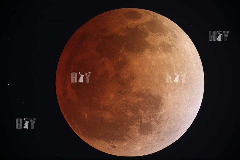 Hoy Tamaulipas - Eclipse lunar es visible de manera parcial en Mexico