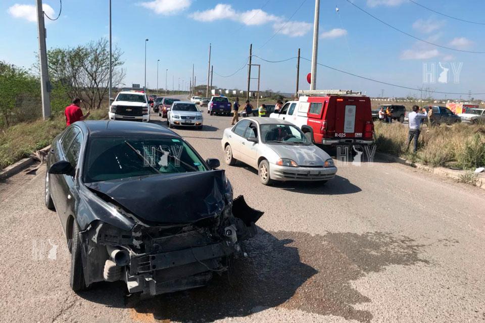 Hoy Tamaulipas - Choque con volcadura deja una lesionada en Matamoros
