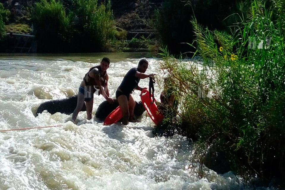 Hoy Tamaulipas - Rescatan a pareja a punto de ahogarse en el rio Bravo