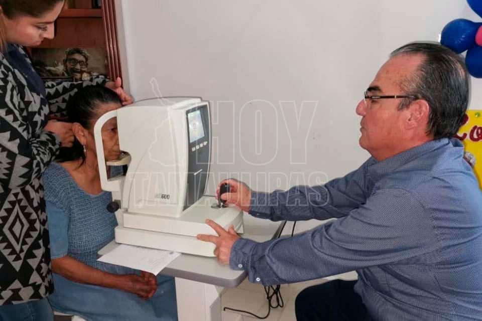 Hoy Tamaulipas - Club de Leones realiza brigada oftalmologica en Reynosa