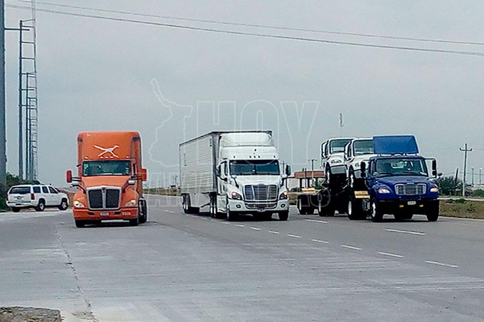 Carecen transportistas de Tampico de nuevos choferes de camiones - Hoy Tamaulipas