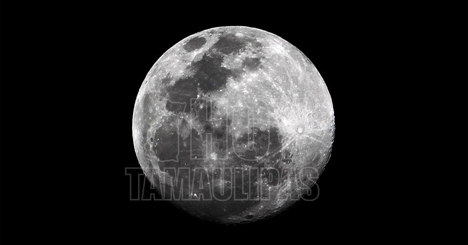Luna llena desde cielo nayarita