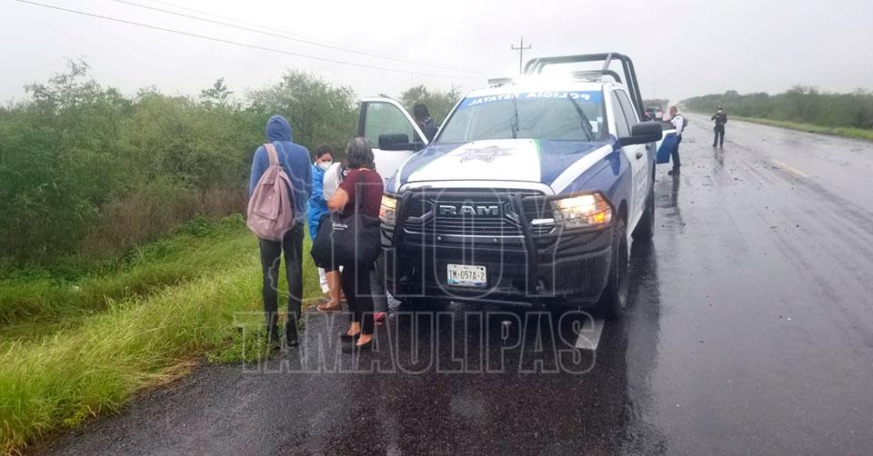 Un muerto y 5 heridos deja choque entre autobús y camioneta en Jiménez