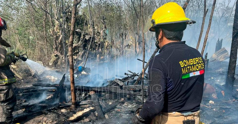 Arde vivienda de adulto mayor en Matamoros; denuncia que fue a propsito