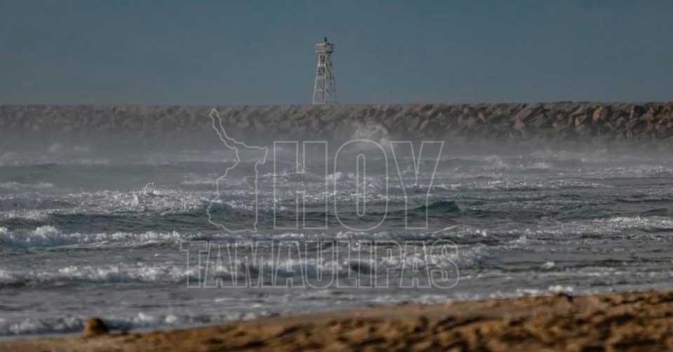 Oleaje intenso en la costa tamaulipeca